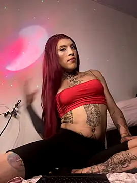 charlotbelucci  online show from 09-17-25, 12:18