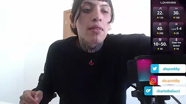 charlotbelucci  online show from 10-03-25, 04:26