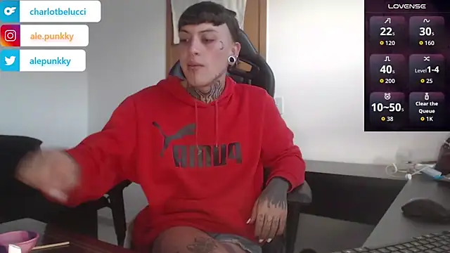 charlotbelucci  online show from 10-26-25, 08:53