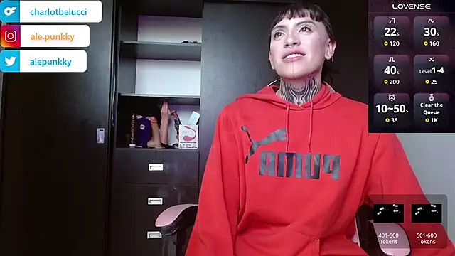 charlotbelucci  online show from 11-16-25, 09:09