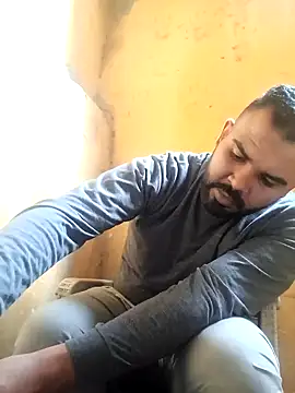 ListedLoin online show from 01-28-25, 02:31