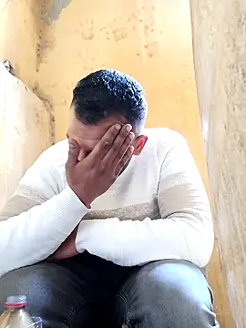 ListedLoin online show from 02-15-25, 08:54