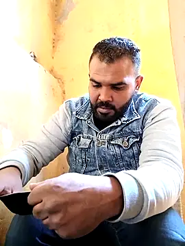 ListedLoin online show from 02-24-25, 09:00