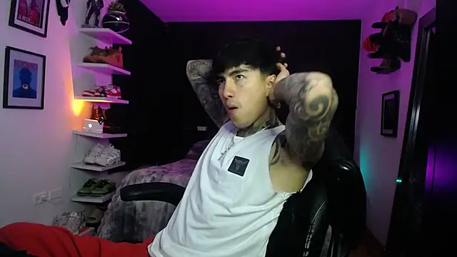 jung dragon online show from 11-18-25, 02:39