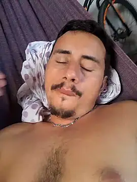 luissilva0071 online show from 01-30-25, 05:17