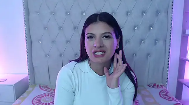 Abril Squirt online show from 02-18-25, 06:26