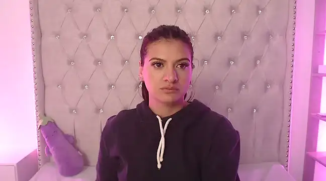 Abril Squirt online show from 02-20-25, 09:11