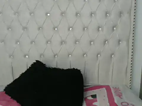 Abril Squirt online show from 03-22-25, 08:08