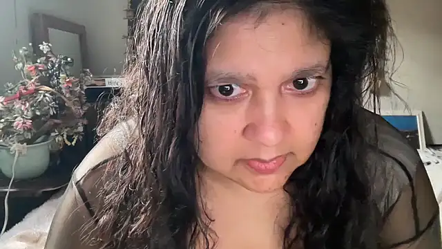 MelanieFawker online show from 10-10-25, 02:16