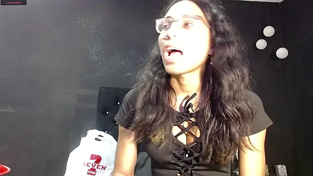 EmilyGomezLS online show from 02-09-25, 11:25