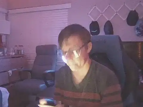 KaliSnow199623 online show from 12-04-24, 02:31