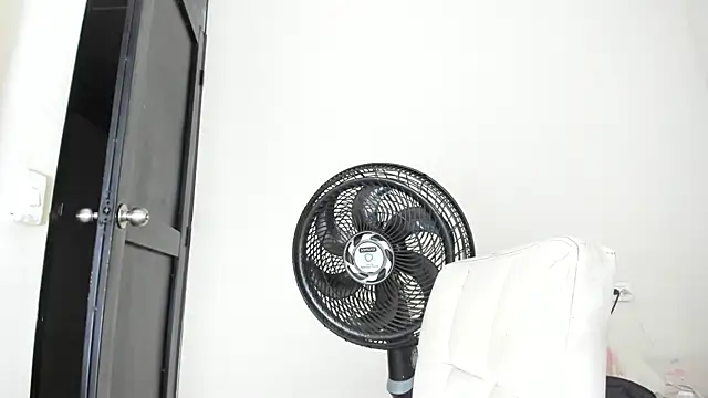 miasoldatty online show from 07-27-26, 10:44