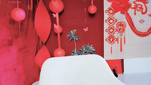 Snapshot of I_Am_Boo chatting on 02-10-26, 06:12 I Am Boo online show from 02-10-26, 06:12