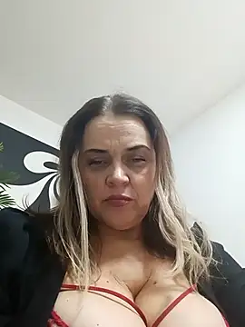 hugebobbs online show from 02-03-26, 07:46