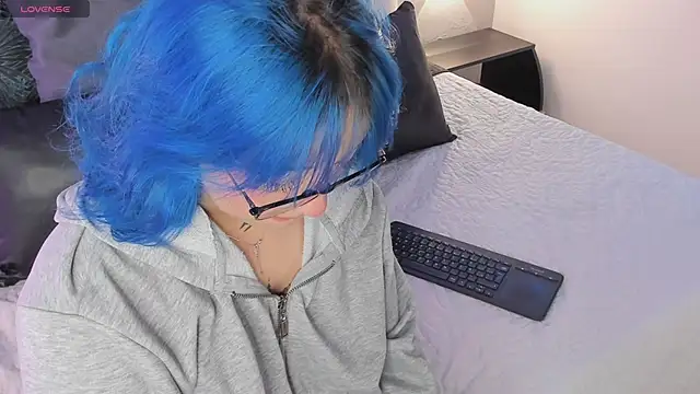 Snapshot of sofi_bakerr chatting on 11-07-25, 11:43 sofi bakerr online show from 11-07-25, 11:43