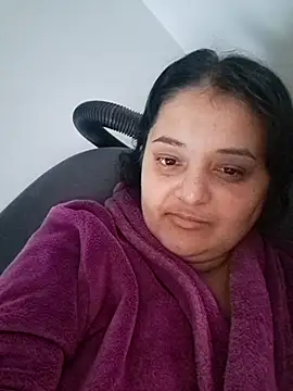 sarahhh1987 online show from 12-14-25, 10:42