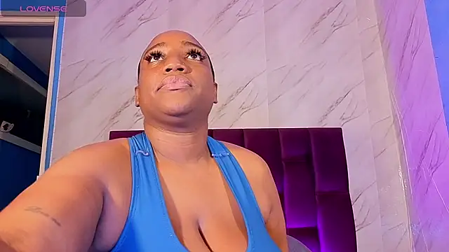 Perlasexyu1 online show from 04-17-26, 02:42