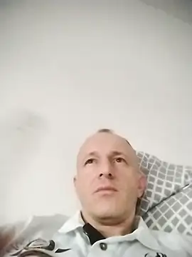 Snapshot of Singlepennis chatting on 03-22-25, 05:20 Singlepennis online show from 03-22-25, 05:20