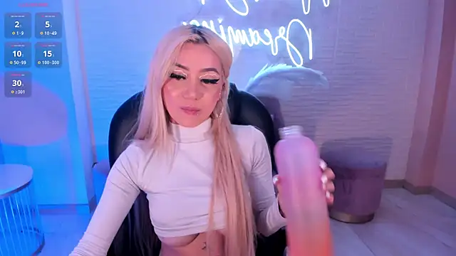 Snapshot of HannaConnor_ chatting on 01-16-25, 01:58 HannaConnor online show from 01-16-25, 01:58