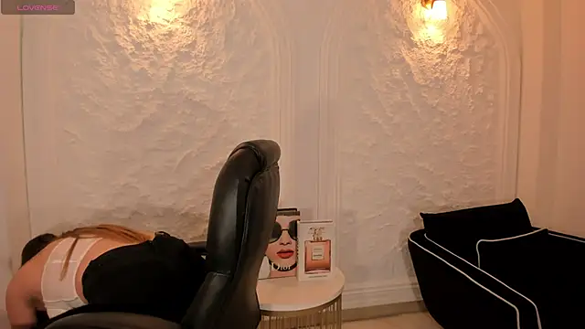 BellaRose X online show from 11-08-25, 04:23