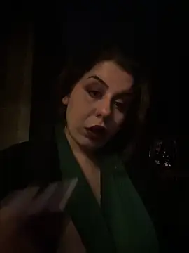 Snapshot of holyeroticss chatting on 12-19-24, 12:02 holyeroticss online show from 12-19-24, 12:02