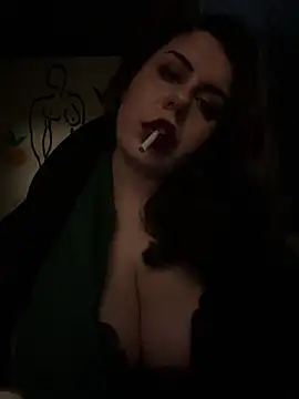 Snapshot of holyeroticss chatting on 12-31-24, 10:56 holyeroticss online show from 12-31-24, 10:56