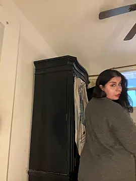 Snapshot of holyeroticss chatting on 03-05-25, 05:39 holyeroticss online show from 03-05-25, 05:39