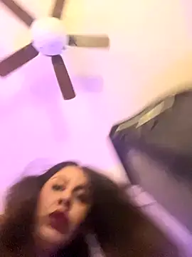 Snapshot of holyeroticss chatting on 09-12-25, 11:48 holyeroticss online show from 09-12-25, 11:48