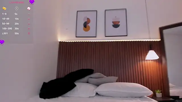 aliscollins  online show from 01-29-25, 09:01