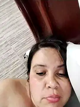 lunanataly online show from 02-22-25, 03:01