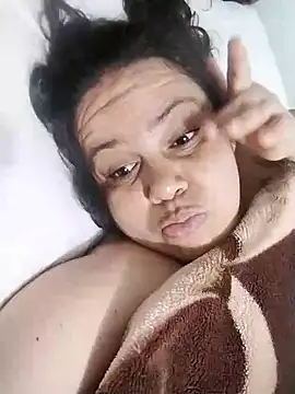 lunanataly online show from 11-25-25, 01:16