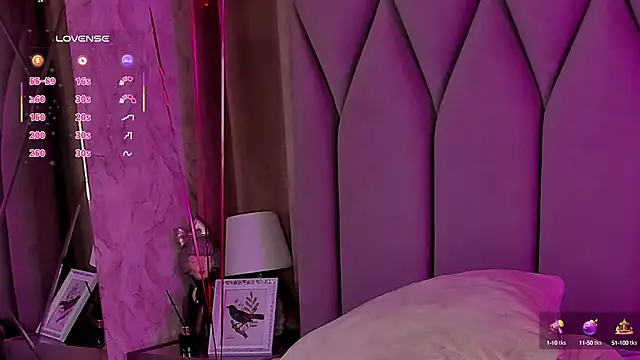 Snapshot of Eva_Cramer chatting on 02-10-25, 01:03 Eva Cramer online show from 02-10-25, 01:03