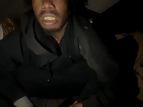 SlimeCrownzOut5 online show from 11-27-25, 01:24