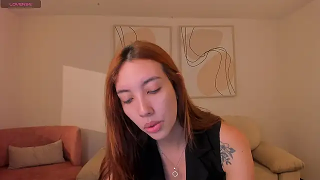 Snapshot of AnaisNin chatting on 06-13-26, 12:03 AnaisNin online show from 06-13-26, 12:03