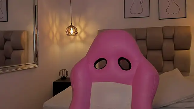 Susan-Sweet-7 online show from 09-19-25, 08:09