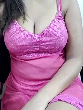 Snapshot of Banii_22 chatting on 03-20-26, 02:05 Banii 22 online show from 03-20-26, 02:05