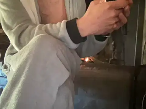 Snapshot of ExtraLotto chatting on 01-12-25, 01:48 ExtraLotto online show from 01-12-25, 01:48