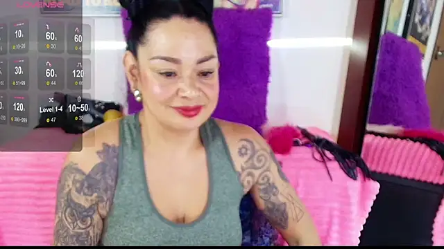 Snapshot of Ginna--mia chatting on 04-15-26, 01:56 Ginna--mia online show from 04-15-26, 01:56