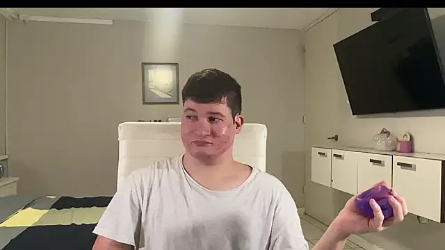 Lorenzo hernandez online show from 11-12-25, 07:57