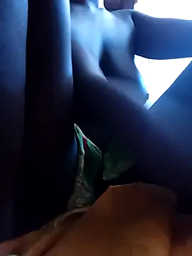 Snapshot of JemaimaPrincess chatting on 02-28-25, 09:36 JemaimaPrincess online show from 02-28-25, 09:36