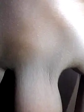 Snapshot of JemaimaPrincess chatting on 03-09-25, 04:05 JemaimaPrincess online show from 03-09-25, 04:05