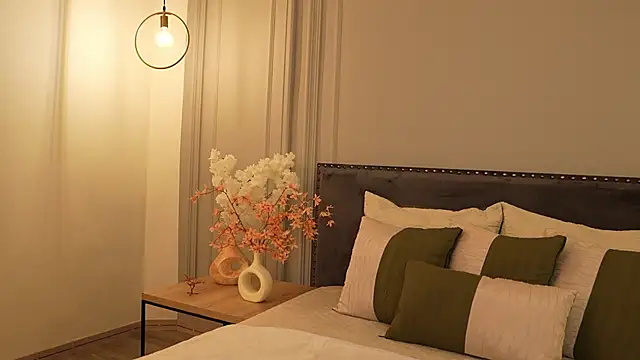 IrisBaker online show from 03-17-26, 10:35