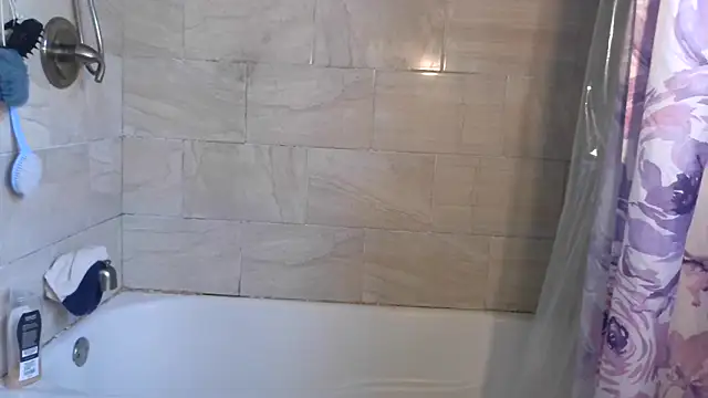 Snapshot of paytonkelly chatting on 04-29-26, 09:43 paytonkelly online show from 04-29-26, 09:43