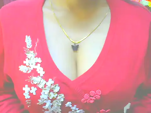 ishmita99 online show from 12-19-24, 02:02