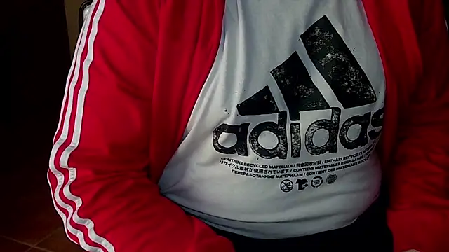 Snapshot of MultiOrgasmicLover chatting on 10-21-25, 01:45 MultiOrgasmicLover online show from 10-21-25, 01:45