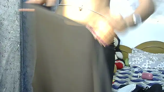 lola-   online show from 02-06-26, 04:21