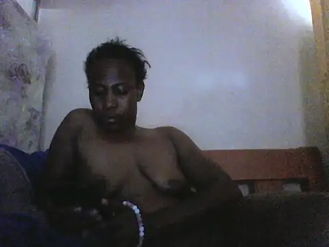 Snapshot of Slimgall chatting on 07-20-26, 02:19 Slimgall online show from 07-20-26, 02:19
