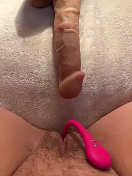 Snapshot of Leanaa_Jolly chatting on 03-04-26, 05:52 Leanaa Jolly online show from 03-04-26, 05:52