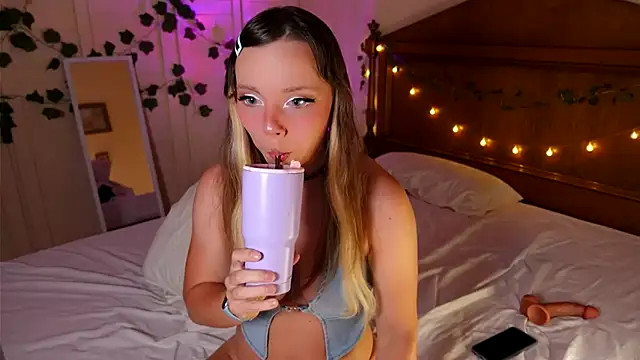 Ayra Lust online show from 11-06-25, 11:04