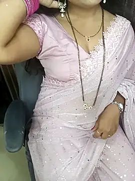 Snapshot of Tanvi-patil chatting on 02-11-26, 05:51 Tanvi-patil online show from 02-11-26, 05:51